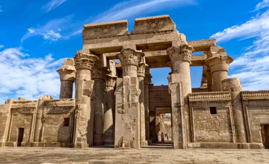 Edfu, Kom Ombo and Aswan